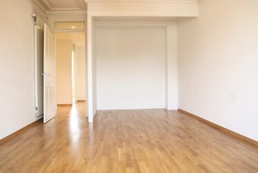 Appartement avec potentiel d’aménagement en 5 pièces, à Acacias.