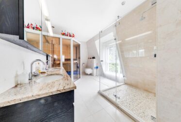 Magnifique duplex en attique avec appartement indépendant !