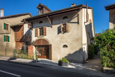 En exclusivité – Maison de charme rénovée à Collonge-Bellerive