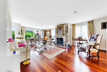 Magnifique duplex en attique avec appartement indépendant !