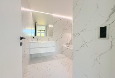 Appartement 5 pièce entièrement rénové - Avenue de Budé