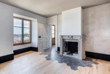 Superbe attique de charme avec vue panoramique sur le lac et le Mont-Blanc