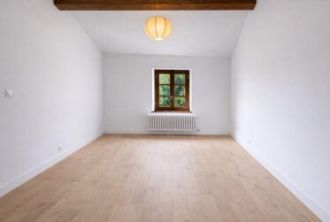 Appartement de 4,5 pièces entièrement rénové à Collonge-Bellerive