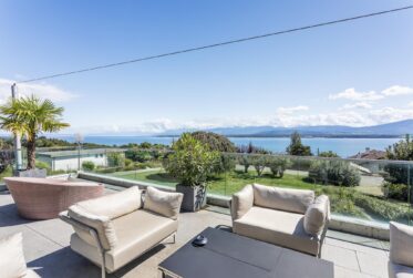 Superbe Villa avec vu panoramique sur le lac et les Alpes