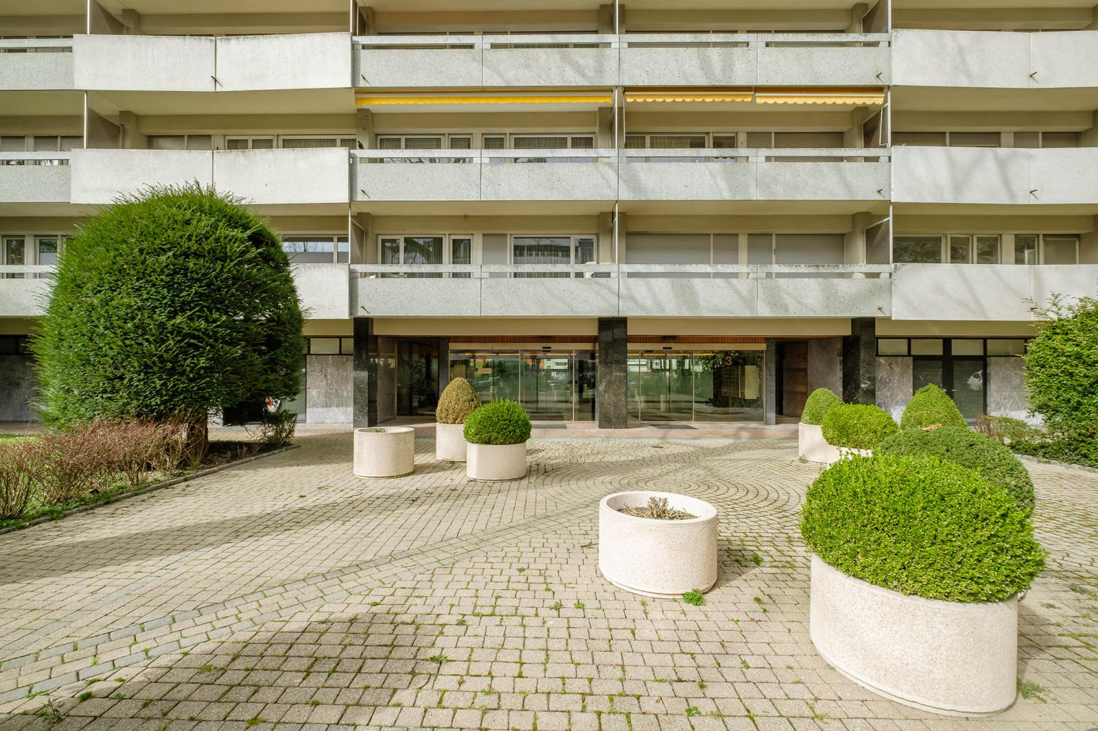 Florissant - Appartement à transformer