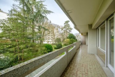 Florissant - Appartement à transformer